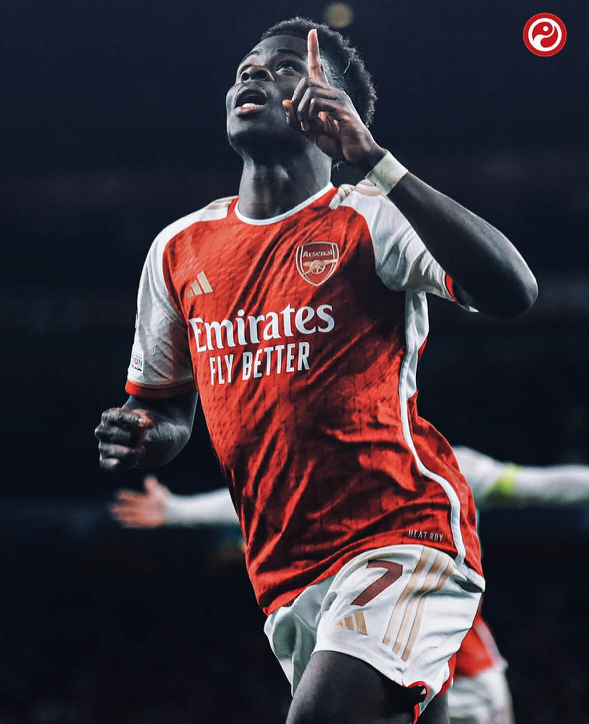 客战那不勒斯替补登场，科斯蒂奇达成尤文生涯100场里程碑（客场对阵那不勒斯，替补出战的科斯蒂奇迎来尤文生涯第100场）