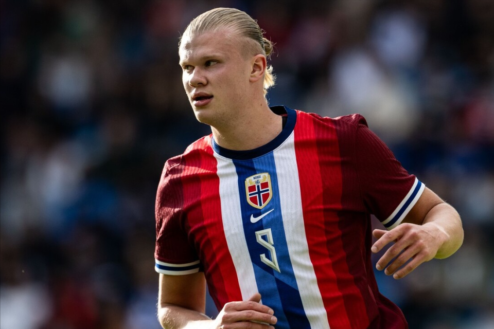 德甲战报：洛孔加破僵，拉尔森扳平，汉堡1-1法兰克福（德甲快讯：洛孔加先拔头筹，拉尔森扳平，汉堡1-1战平法兰克福）