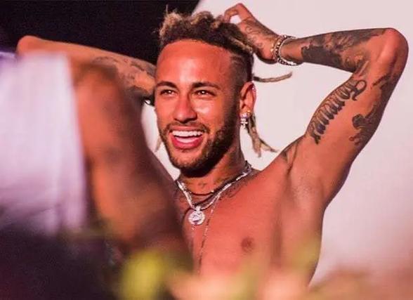 那个表情，骗不了人（那种神情，骗不了谁）