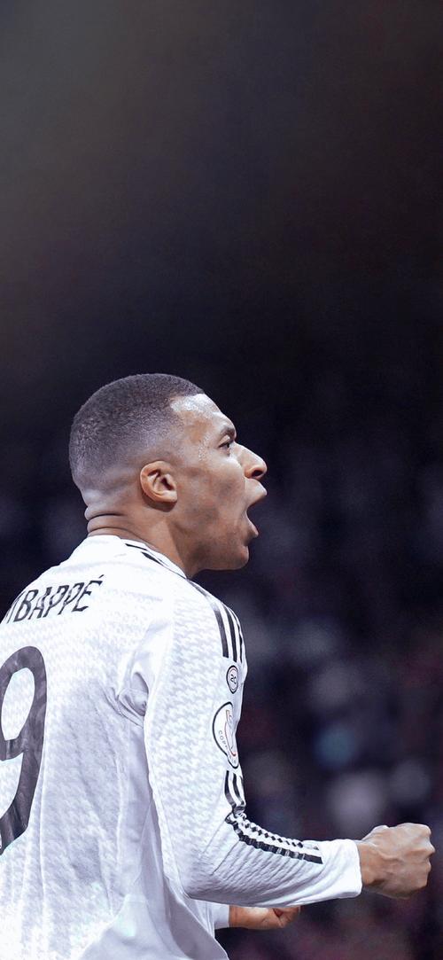 40岁依旧能飞，C罗对阵赛哈特海湾上演高难度倒钩破门（40岁仍能腾空，C罗对赛哈特海湾奉献高难度倒钩破门）